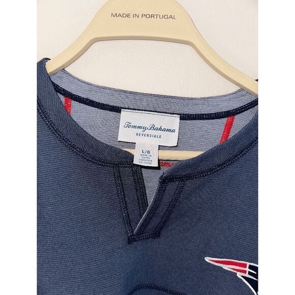 Tommy Bahama New England Patriots Reversible Sweater Large Navy Gray - Picture 5 of 5